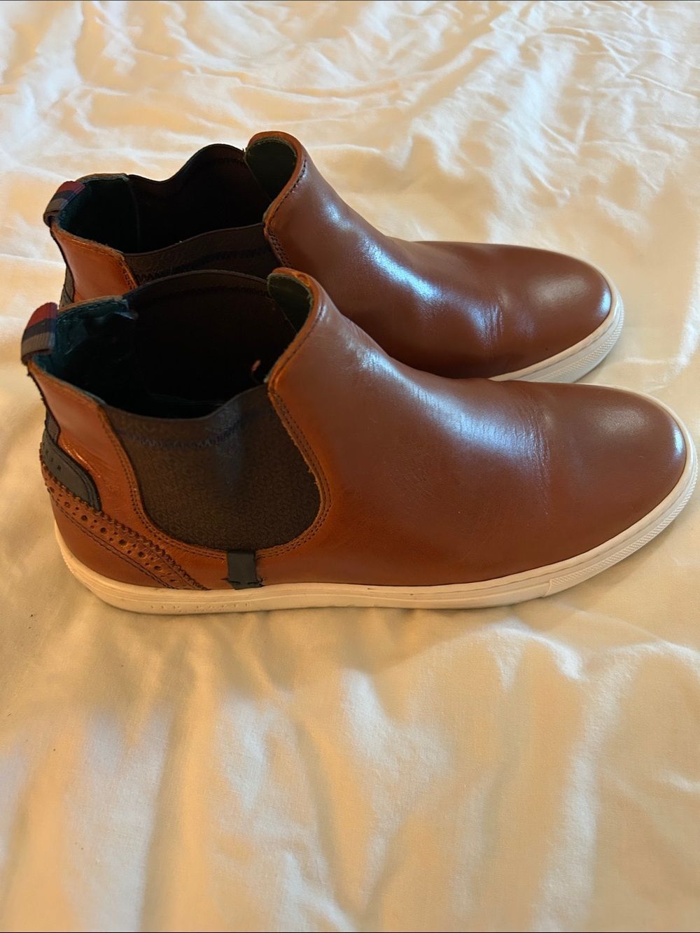 Ted Baker Men's Lykeen Sneakers brown leather size men seven new without box